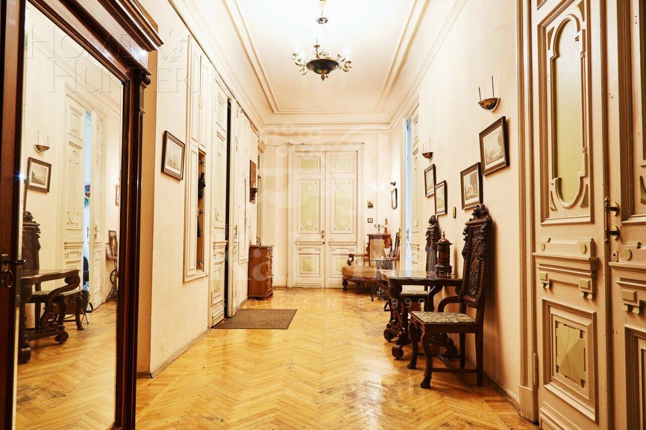 6-КОМН. КВАРТИРА С ОТДЕЛКОЙ 227 М² НА 2 ЭТАЖЕ