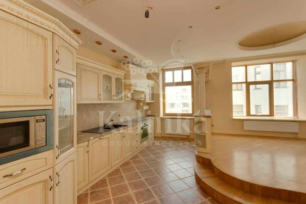 6-КОМН. КВАРТИРА С ОТДЕЛКОЙ 412 М² НА 4 ЭТАЖЕ