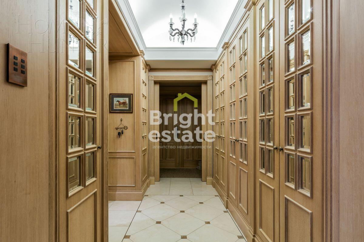 2-этажный коттедж 520 м² с отделкой