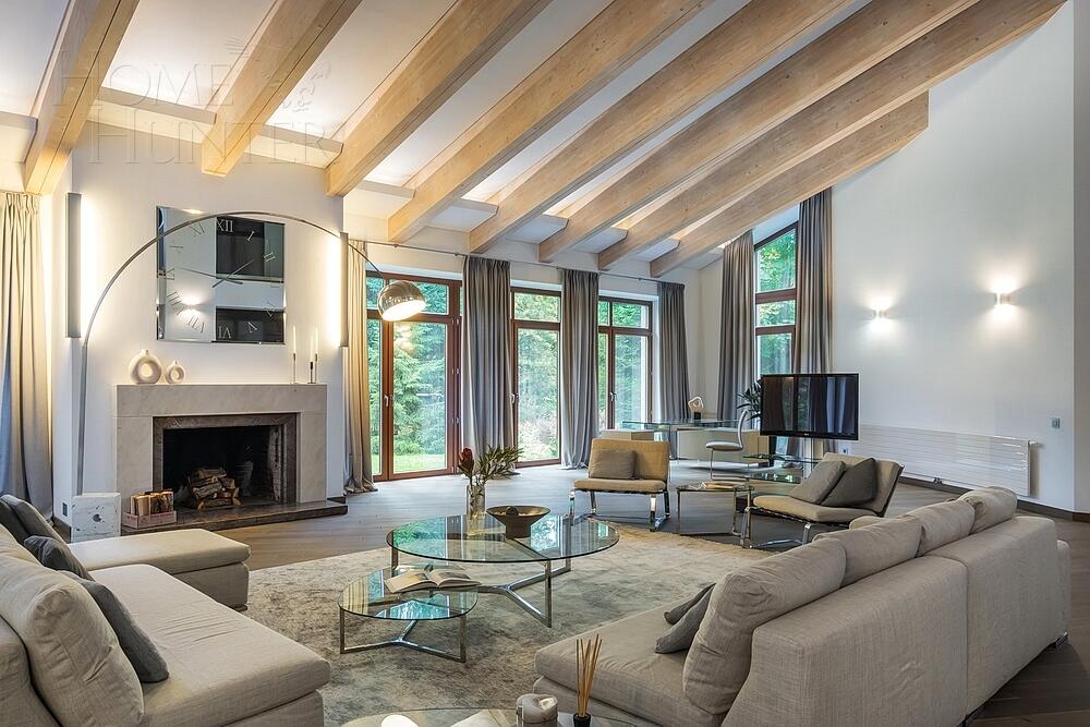 2-этажный коттедж 900 м² с отделкой