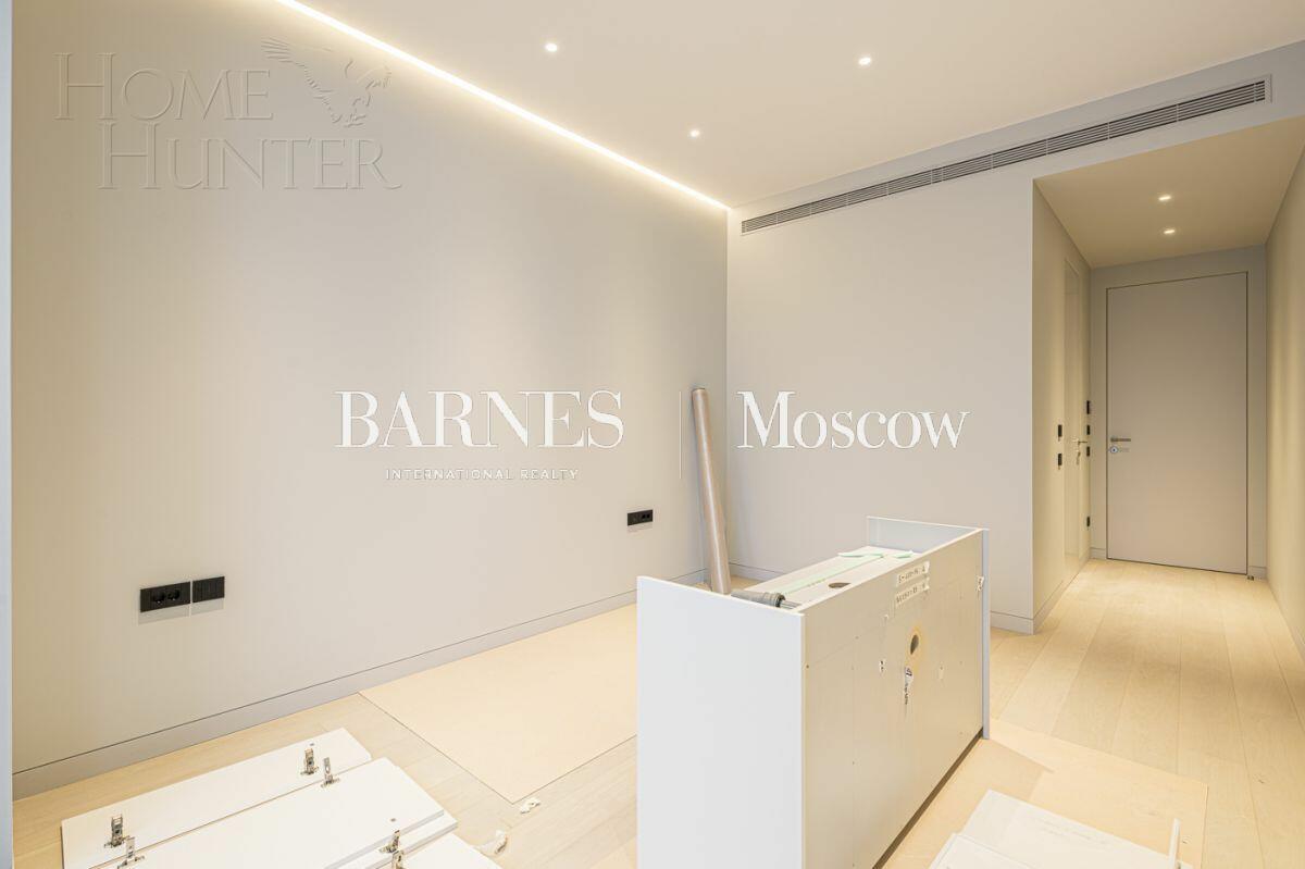 4-КОМН. КВАРТИРА С ОТДЕЛКОЙ 149.8 М² НА 3 ЭТАЖЕ