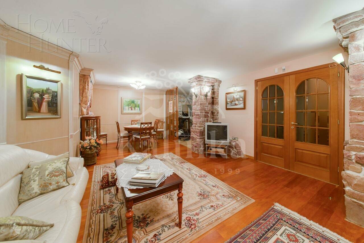 2-этажный коттедж 512.5 м² с отделкой