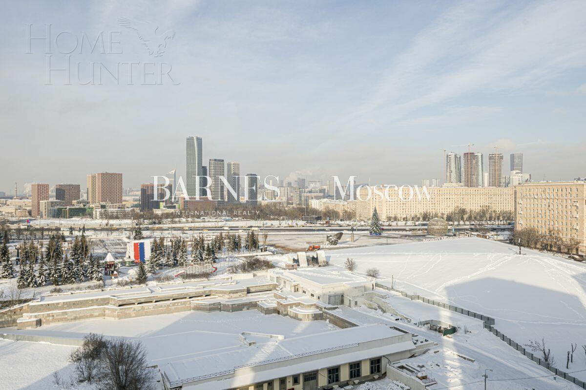 5-КОМН. ПЕНТХАУС С ОТДЕЛКОЙ 265.78 М² НА 13 ЭТАЖЕ