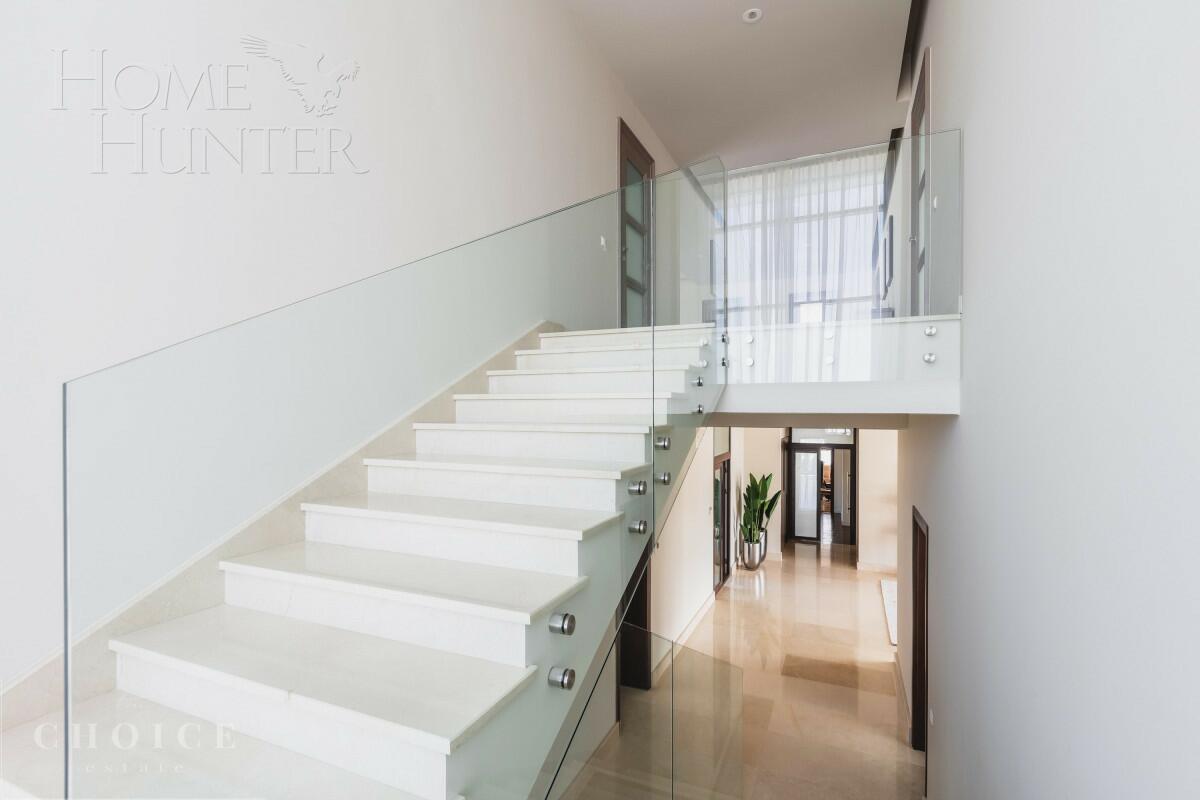 2-этажный коттедж 640 м² с отделкой