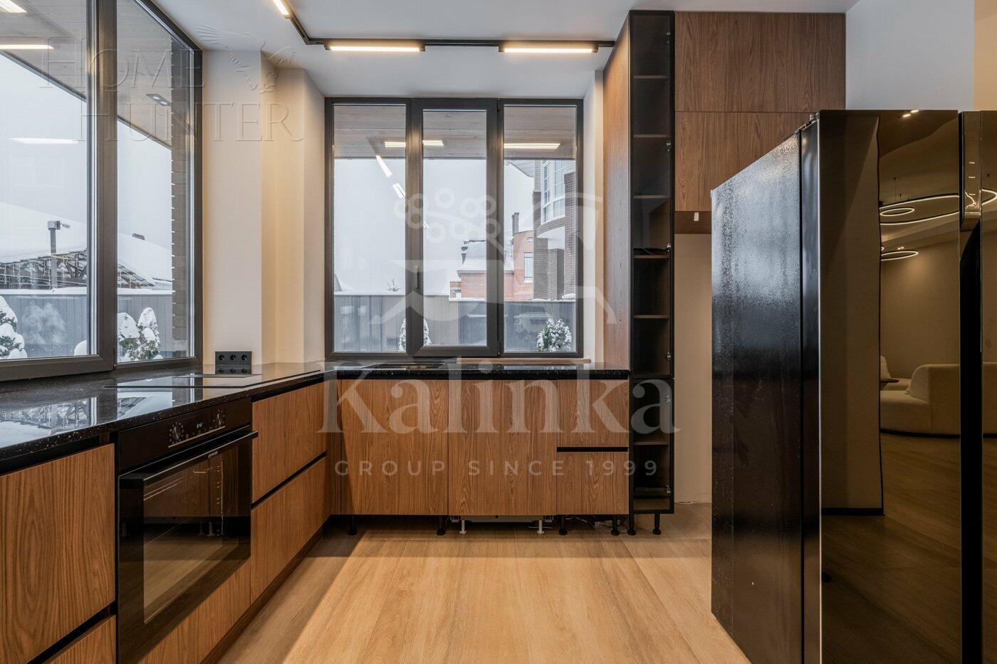 2-этажный коттедж 286 м² с отделкой