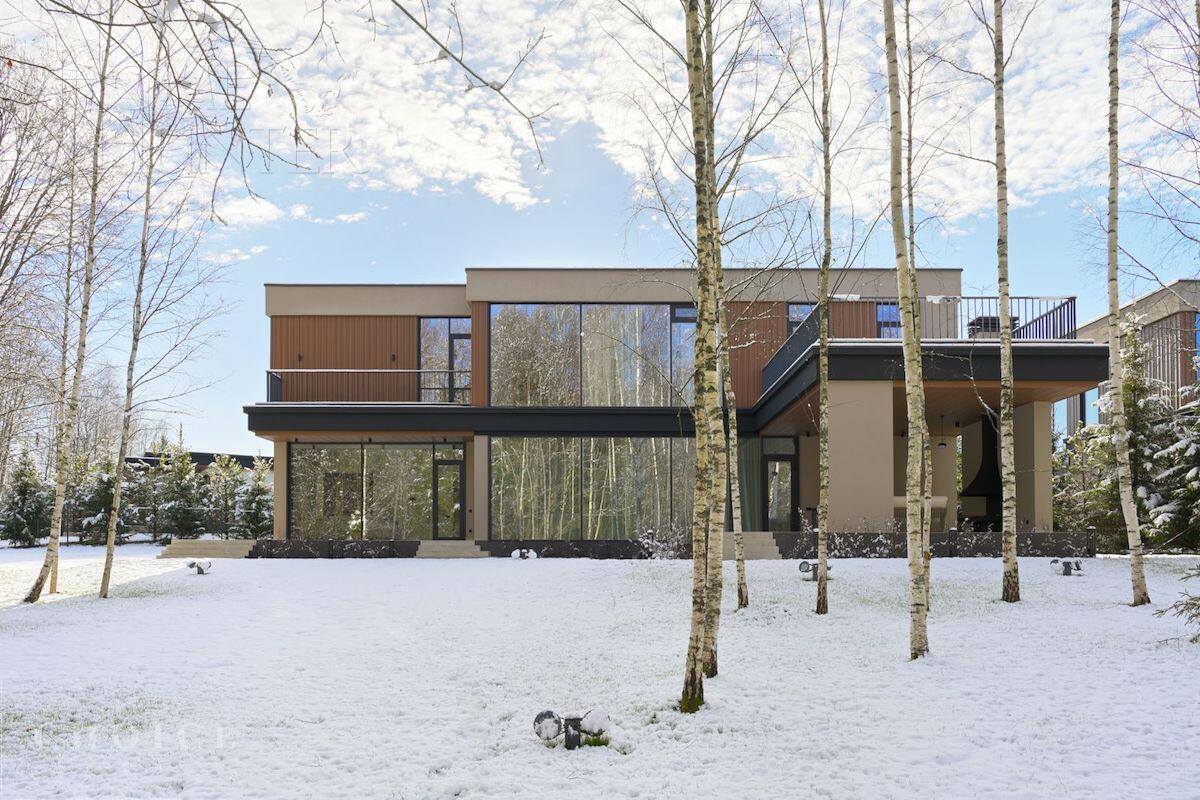 2-этажный коттедж 627.5 м² с отделкой