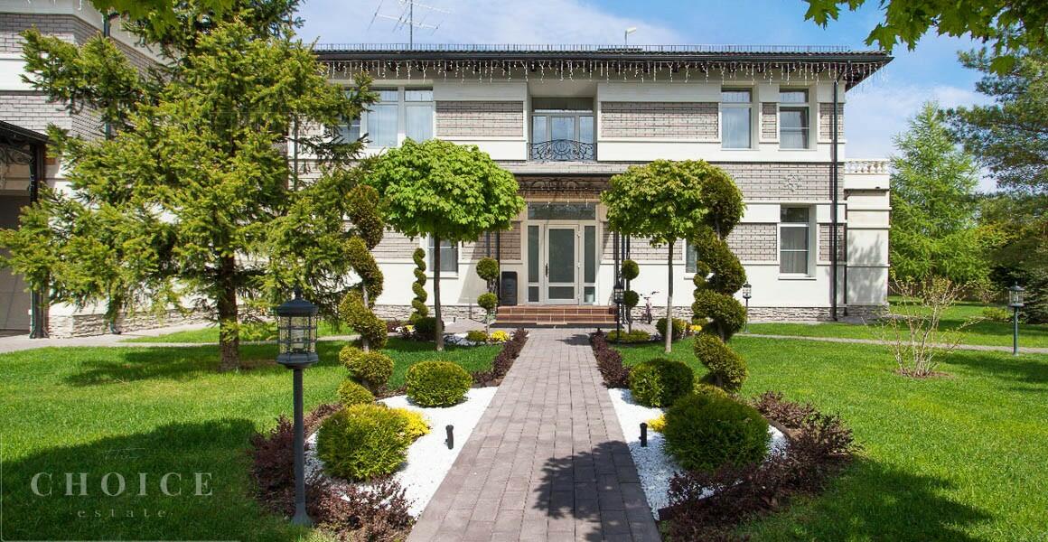 2-этажный коттедж 810 м² с отделкой