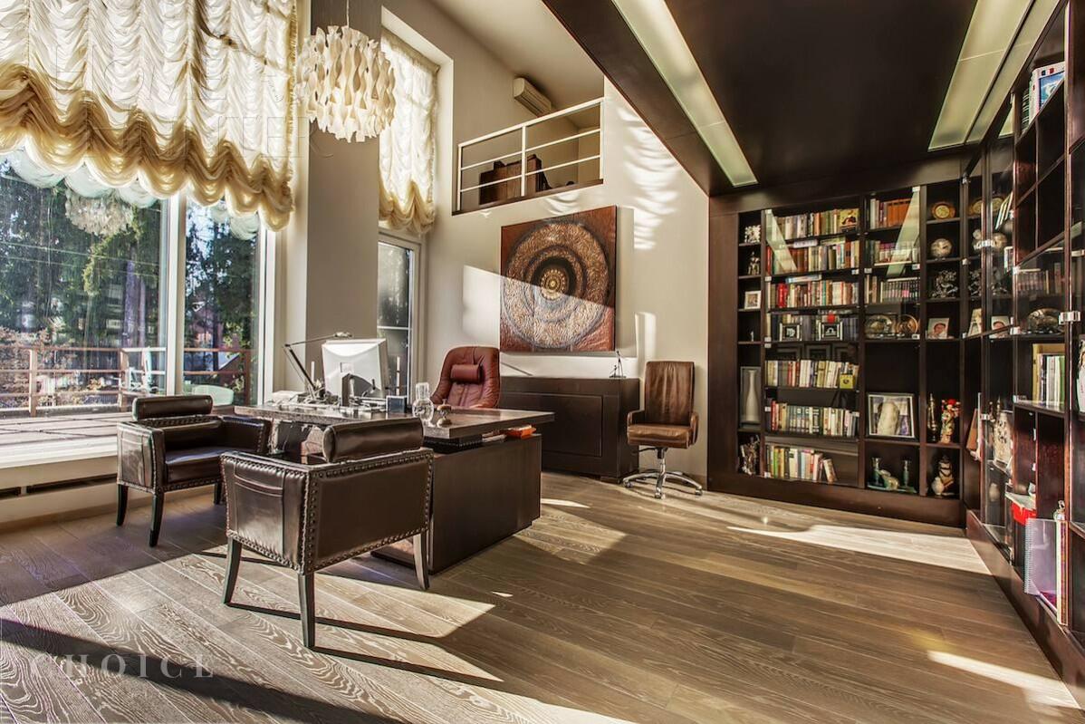 2-этажный коттедж 1 328 м² с отделкой