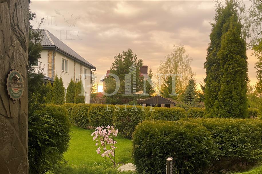 2-этажный коттедж 400 м² с отделкой