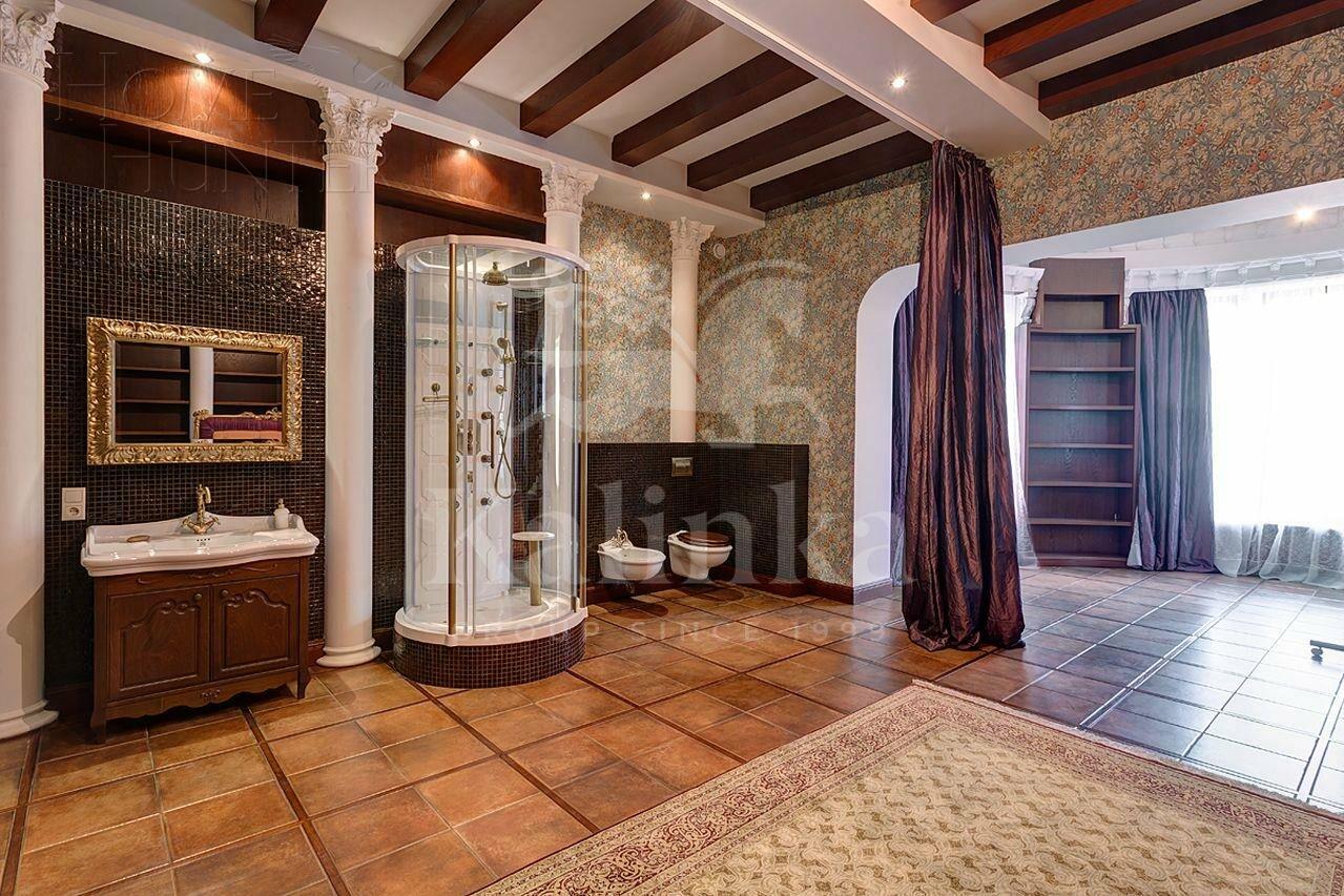 2-этажный коттедж 980 м² с отделкой