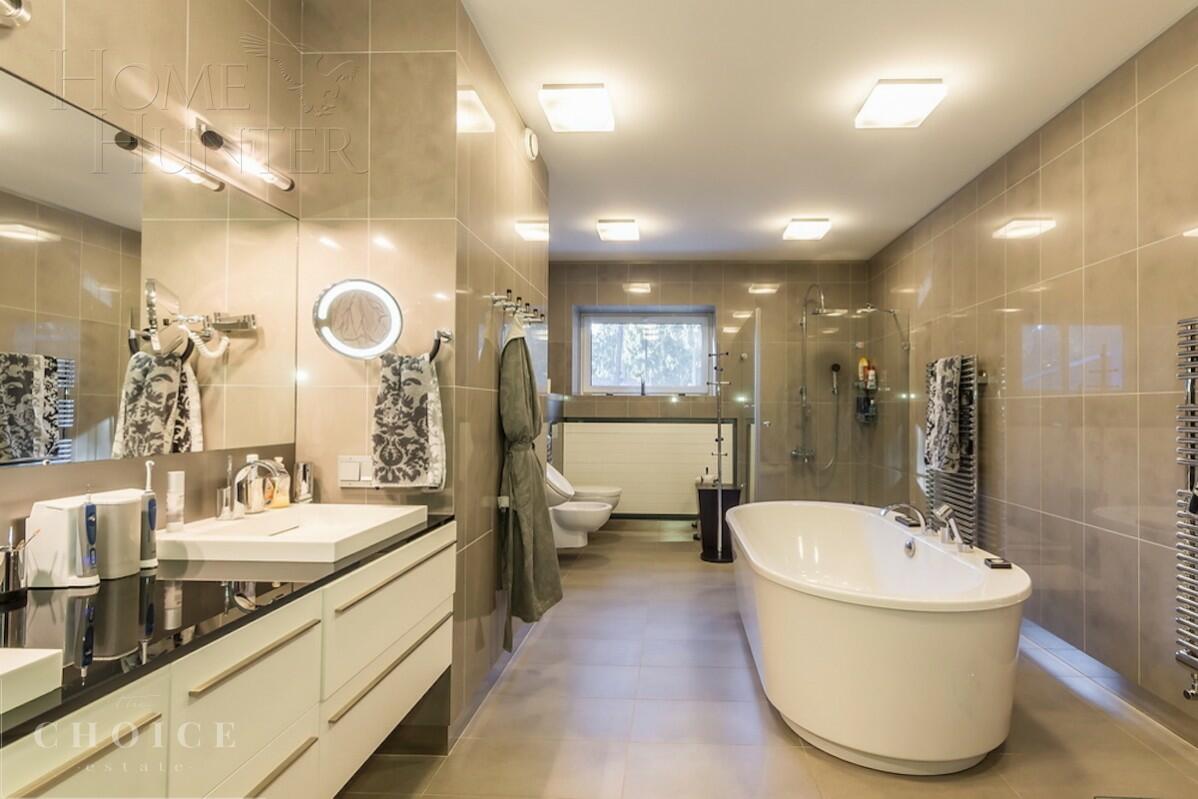 2-этажный коттедж 1 328 м² с отделкой