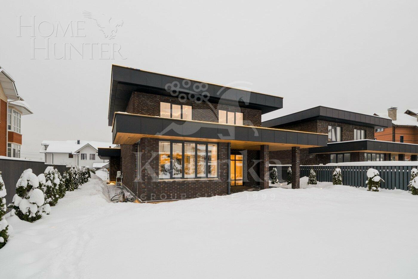 2-этажный коттедж 286 м² с отделкой