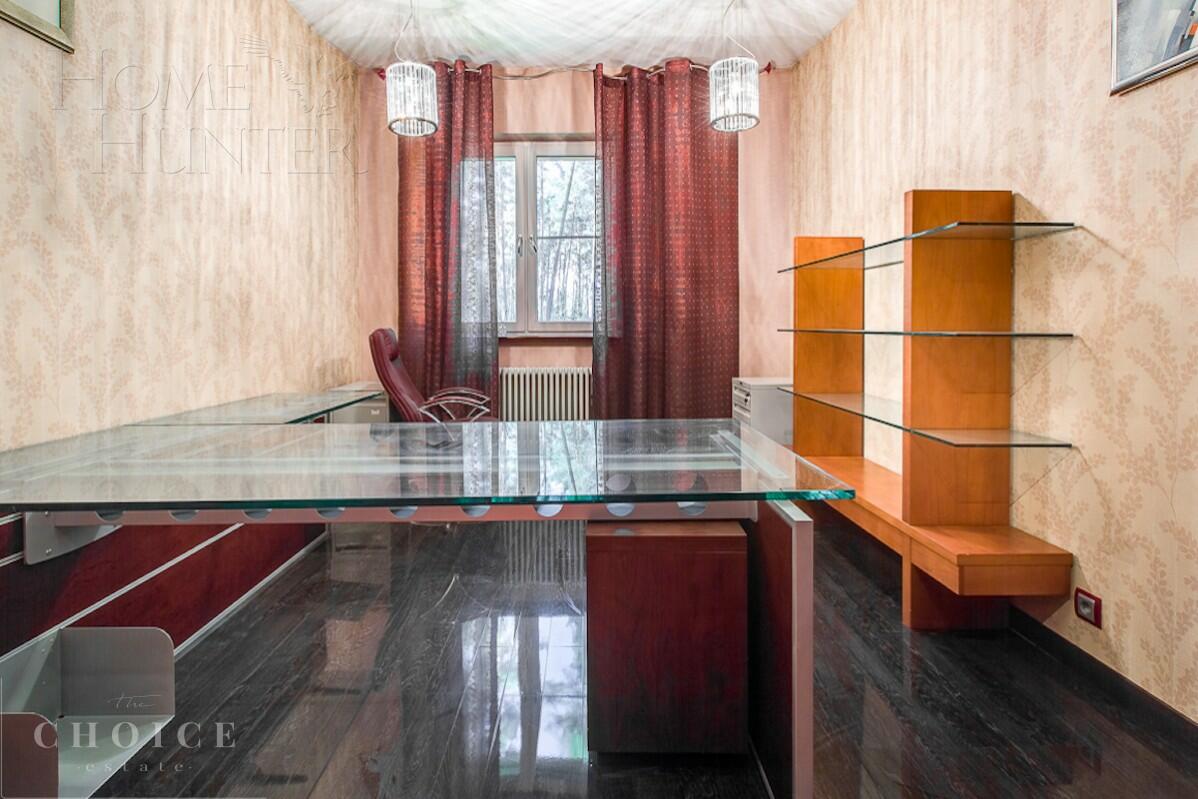 2-этажный коттедж 1 400 м² с отделкой