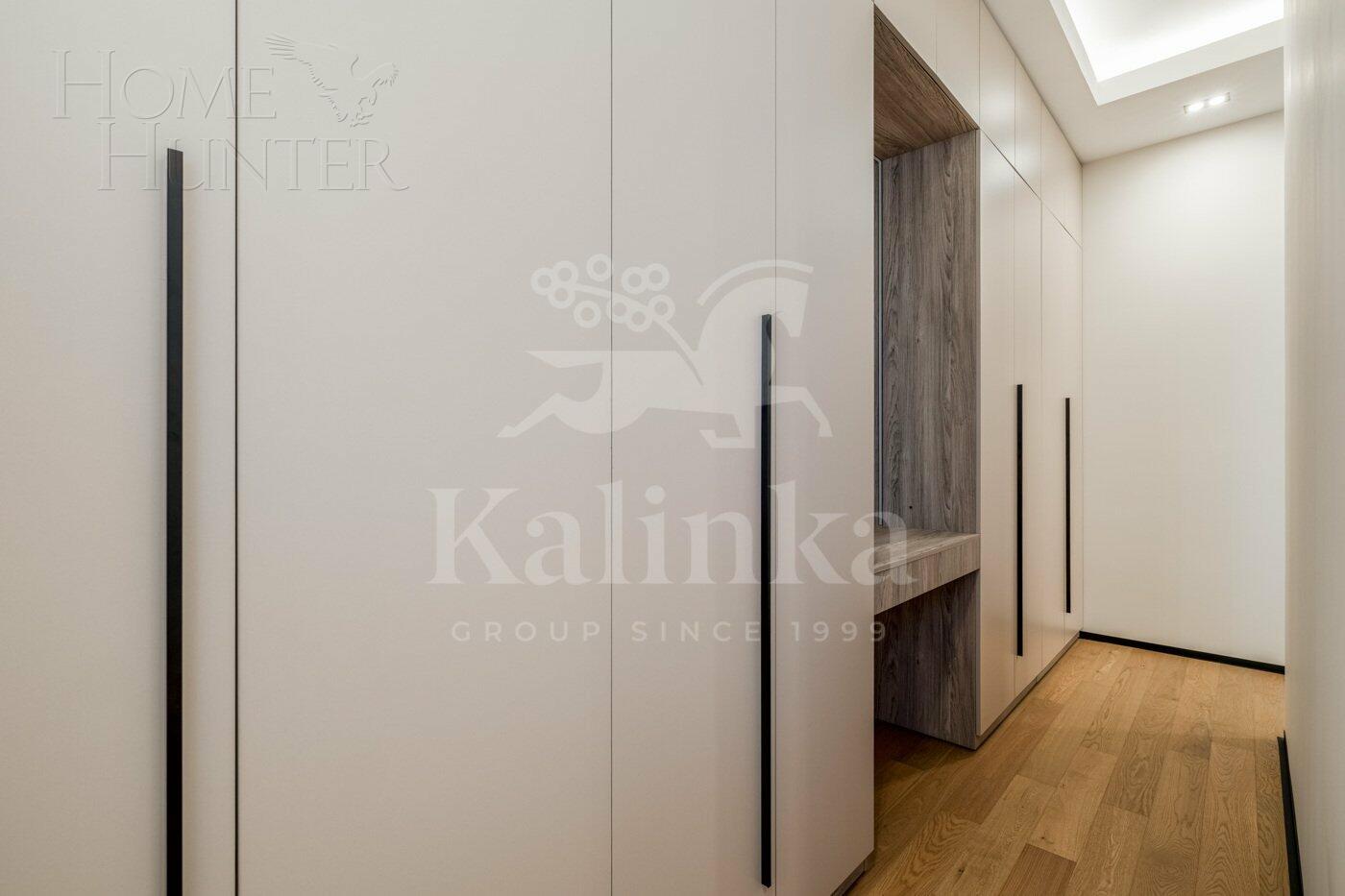 2-этажный коттедж 286 м² с отделкой