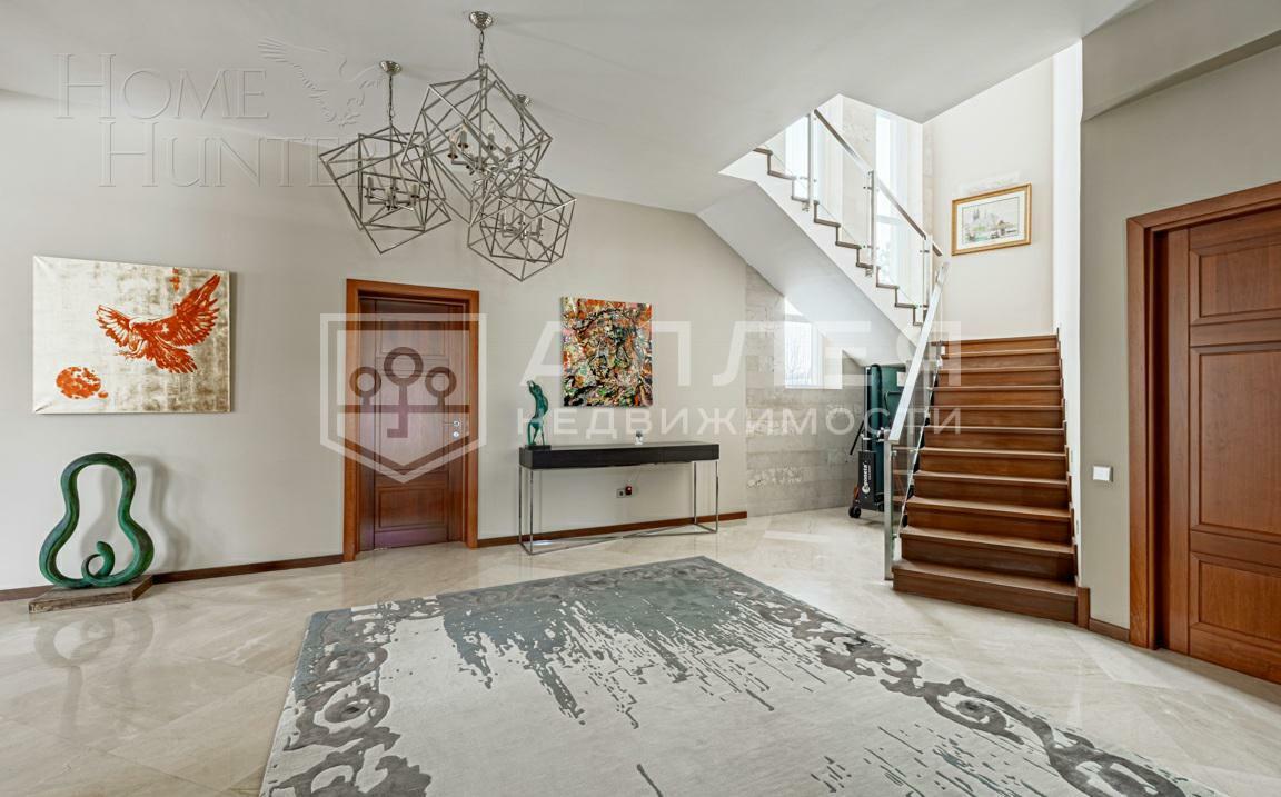 2-этажный коттедж 500 м² с отделкой