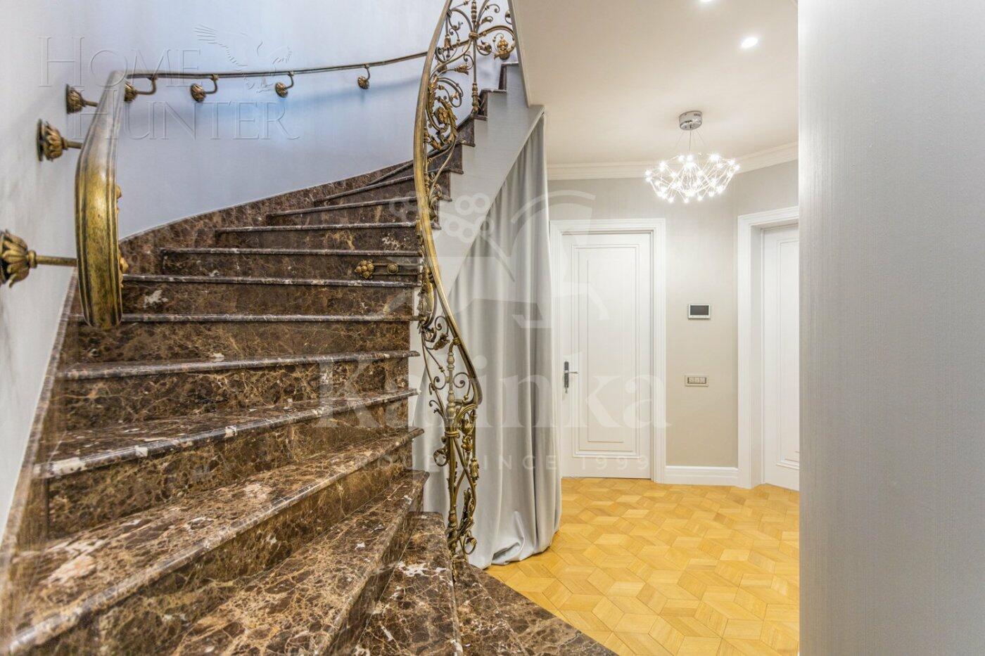 2-УРОВНЕВАЯ КВАРТИРА С ОТДЕЛКОЙ 197.5 М² НА 7 ЭТАЖЕ