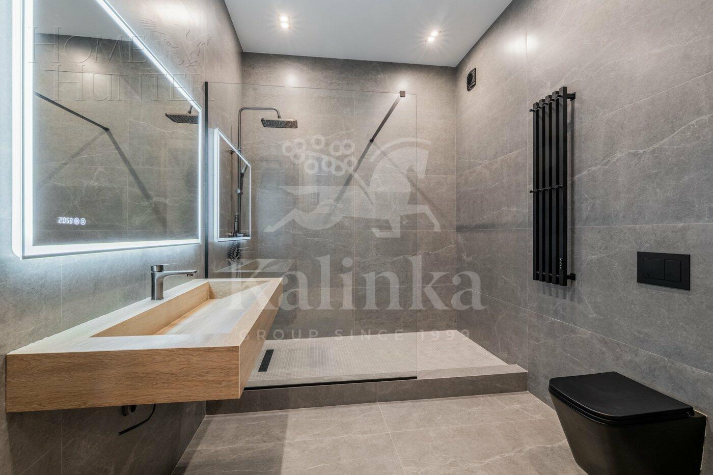 2-этажный коттедж 286 м² с отделкой