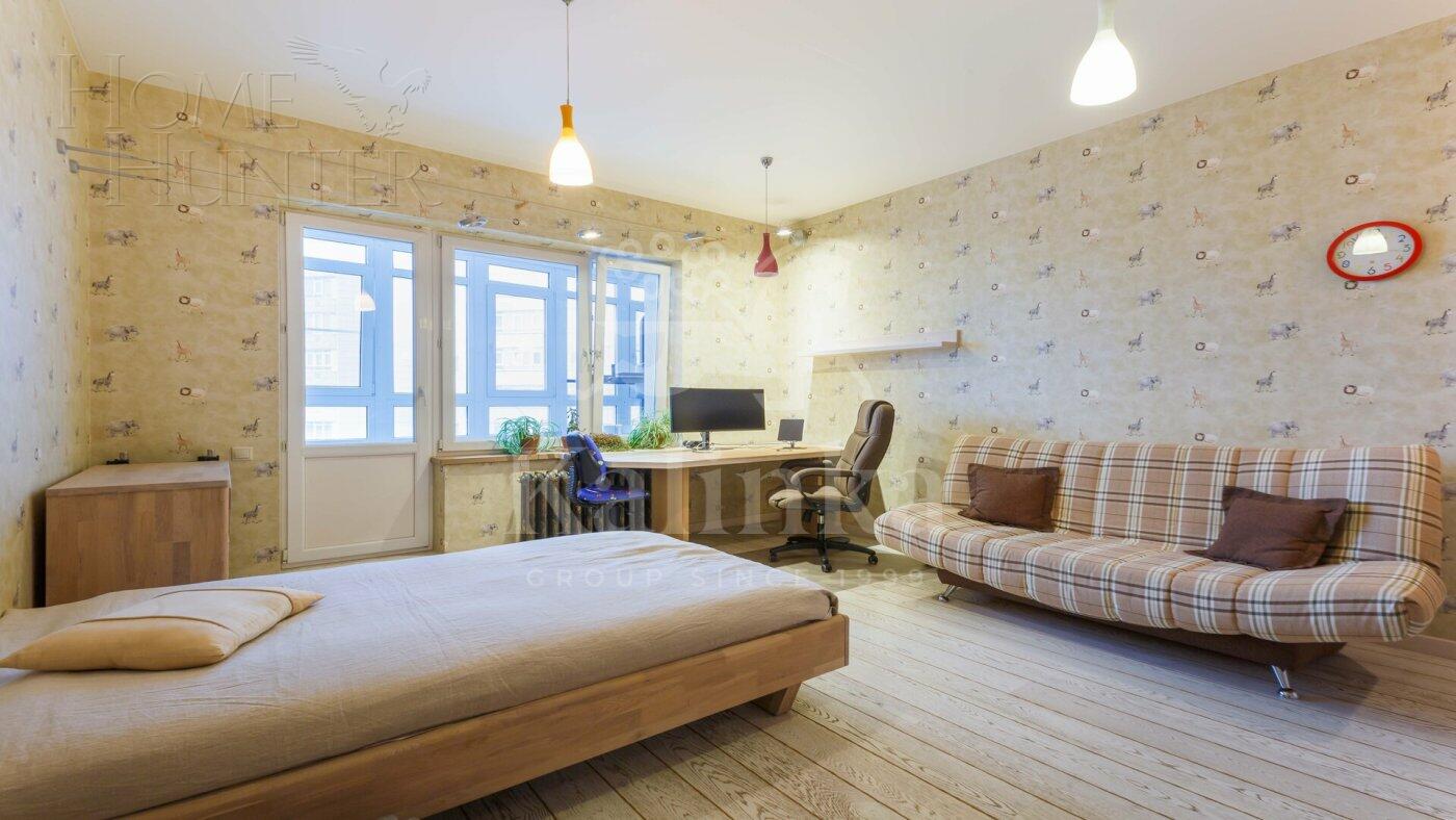 6-КОМН. КВАРТИРА С ОТДЕЛКОЙ 222 М² НА 21 ЭТАЖЕ