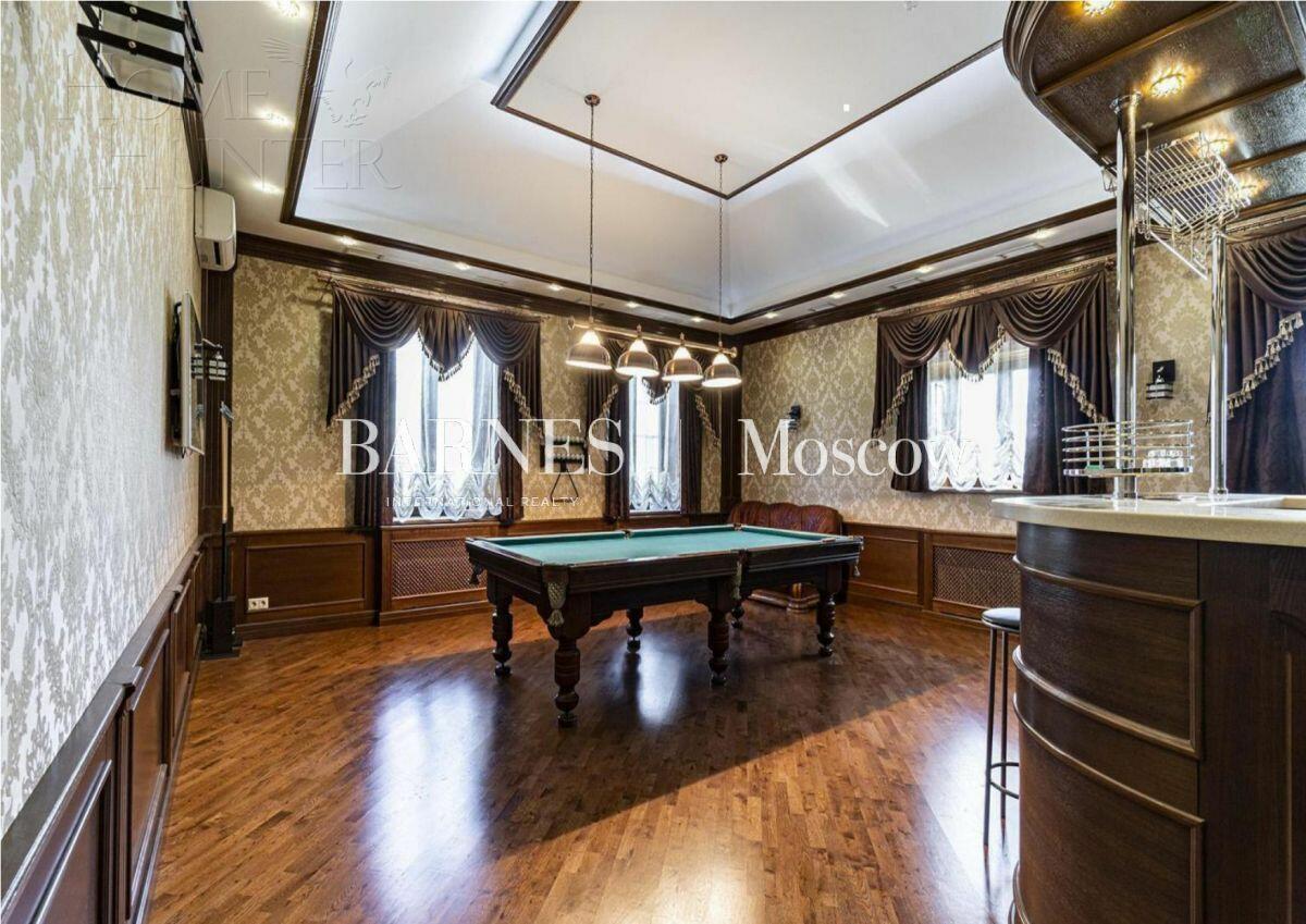 2-этажный коттедж 1 000 м² с отделкой