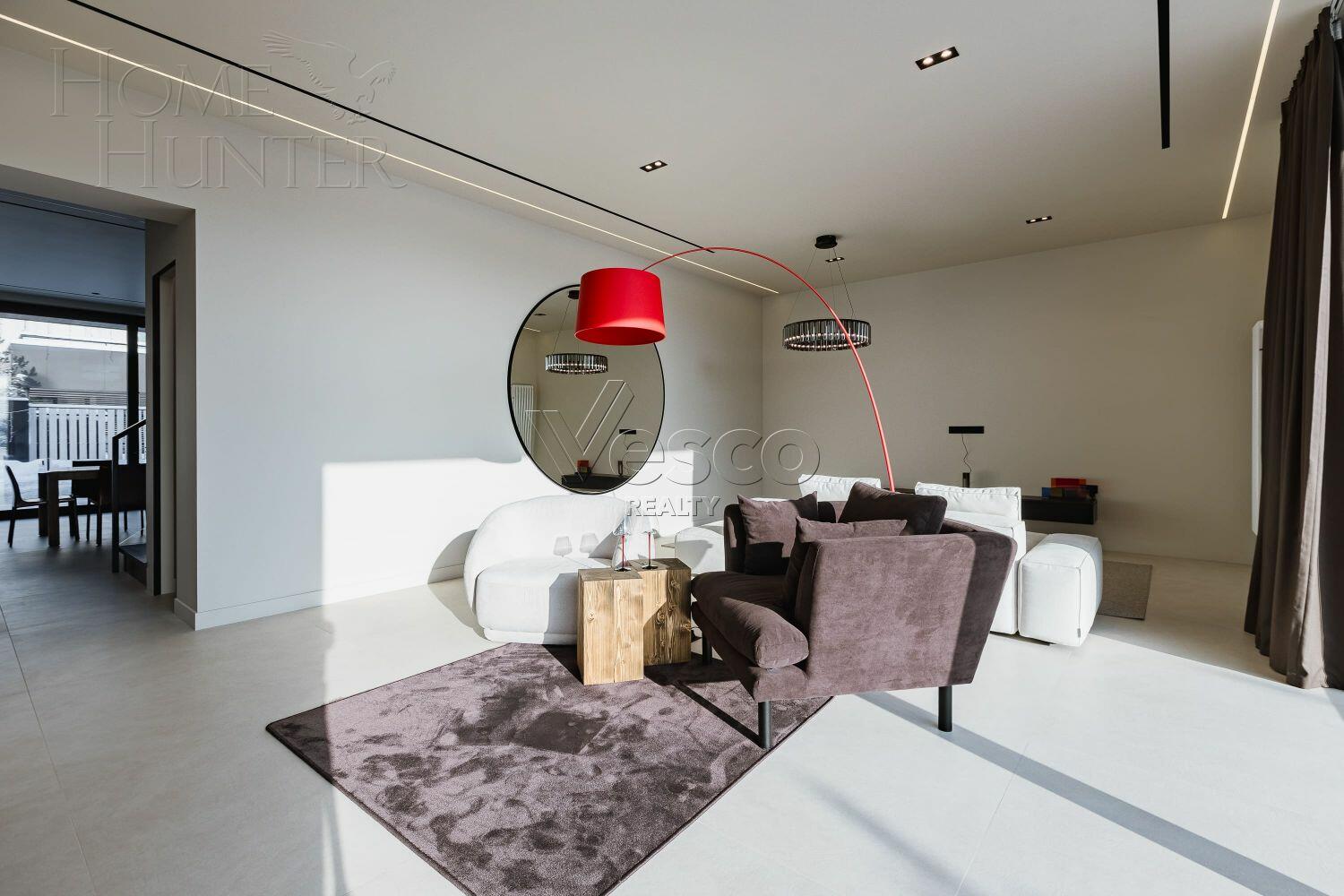 2-этажный коттедж 517 м² с отделкой