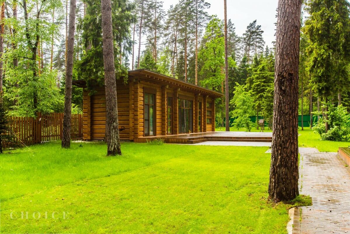 2-этажный коттедж 650 м² с отделкой