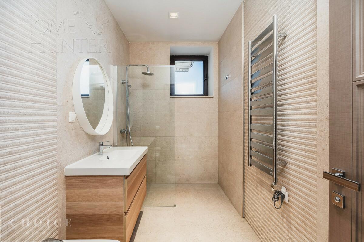 2-этажный коттедж 640 м² с отделкой