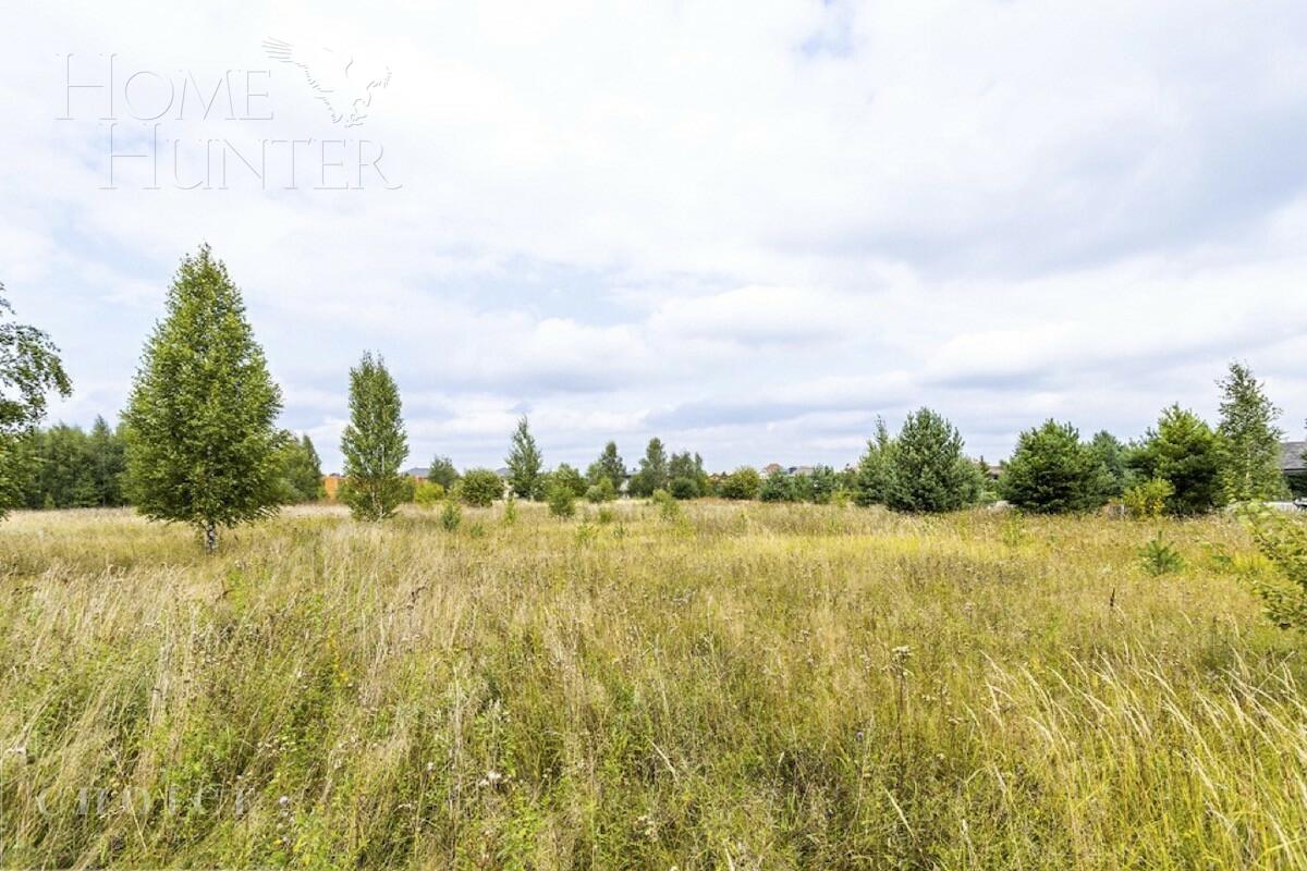 Участок 18.3 сот. в охраняемом поселке