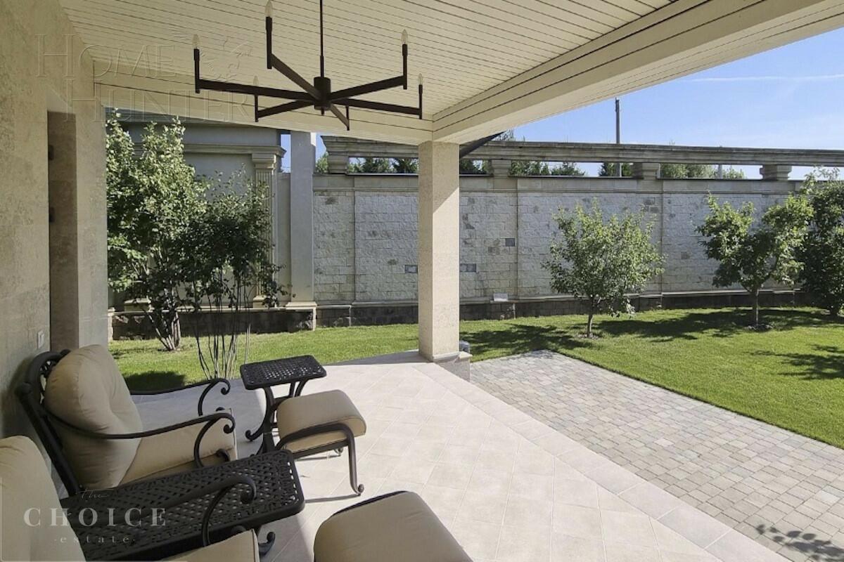 2-этажный коттедж 640 м² с отделкой