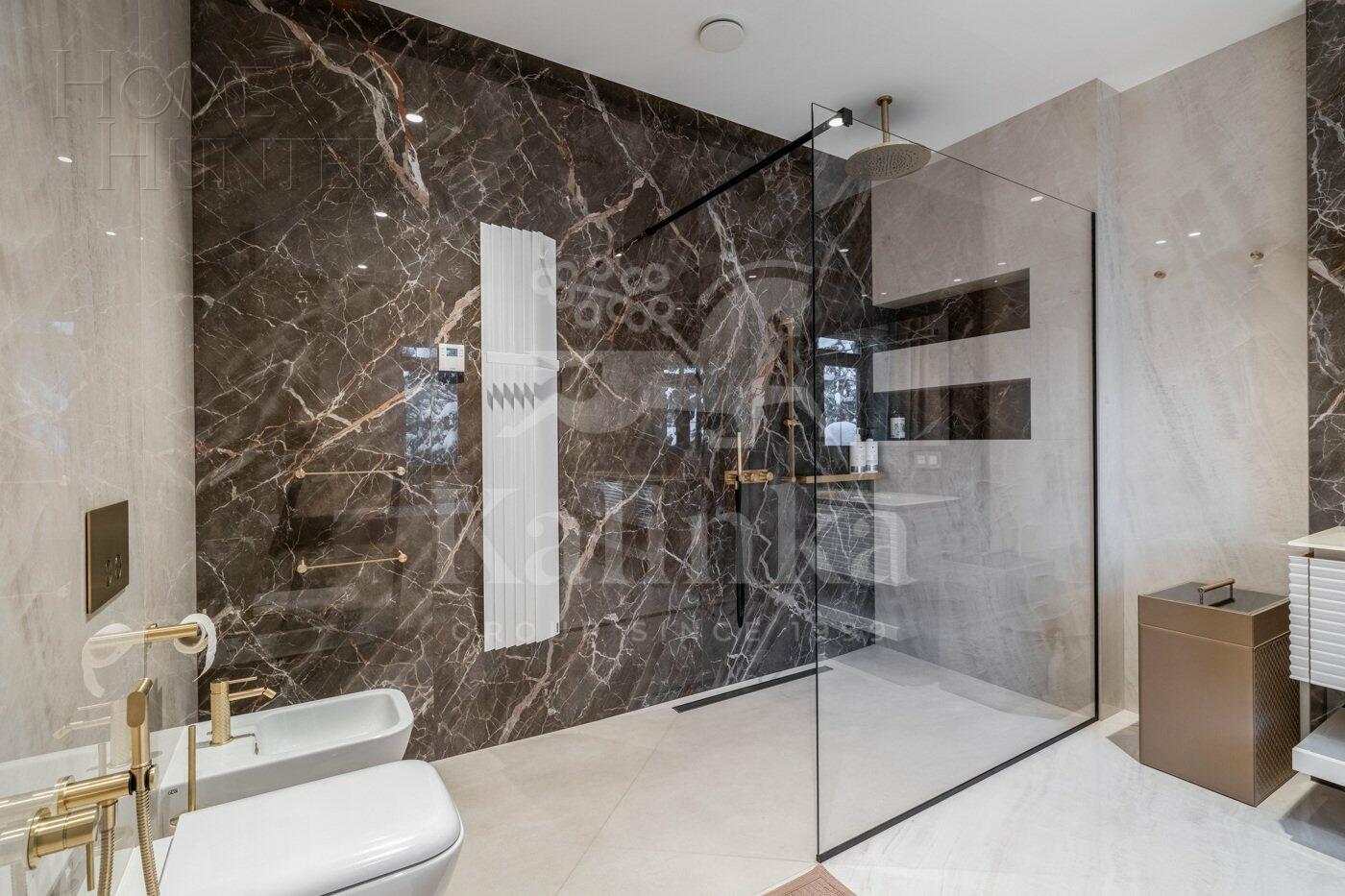 2-этажный коттедж 357 м² с отделкой