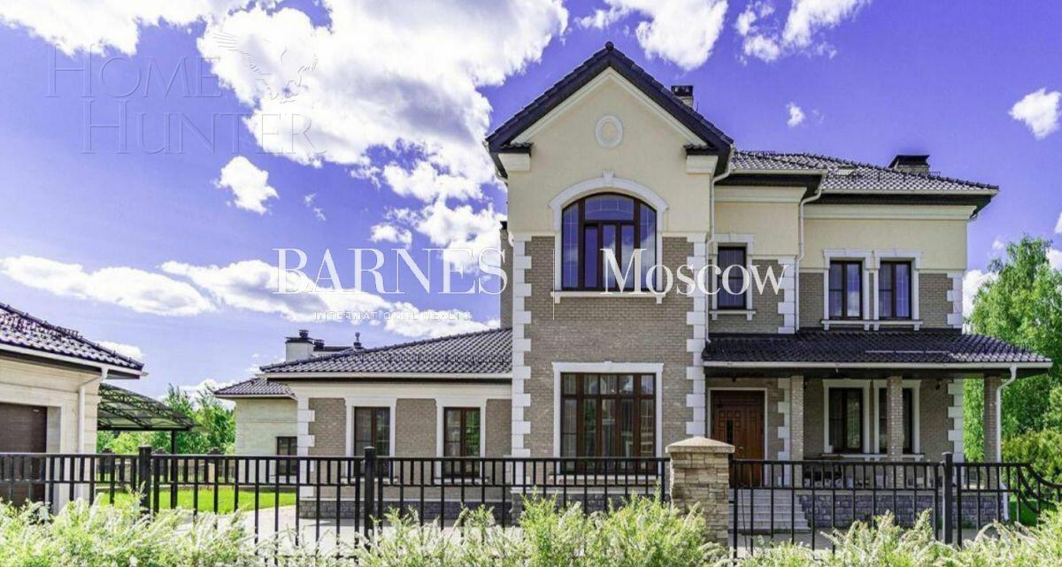 2-этажный коттедж 1 000 м² с отделкой