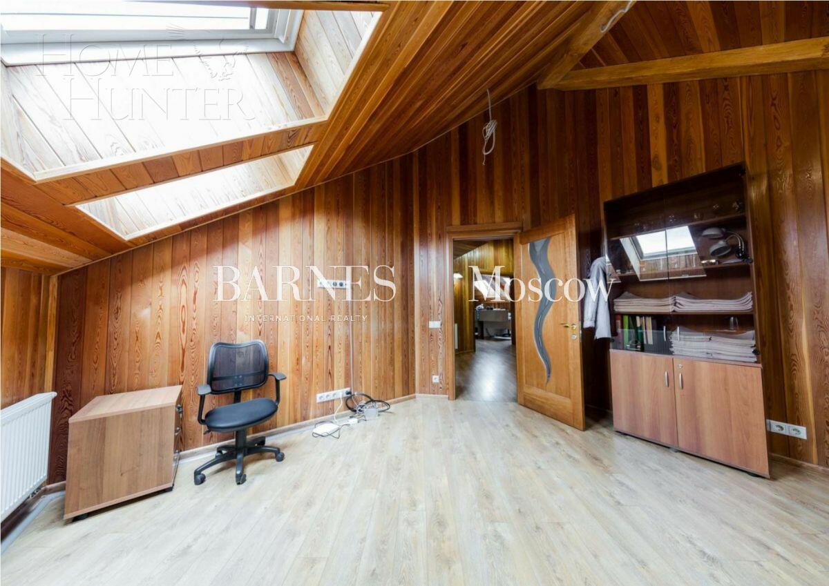 2-этажный коттедж 1 000 м² с отделкой