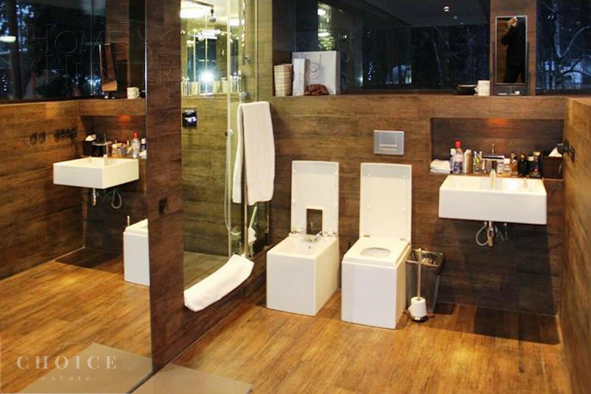 4-этажный коттедж 750 м² с отделкой