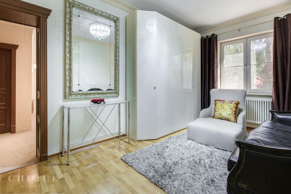 2-этажный коттедж 1 400 м² с отделкой