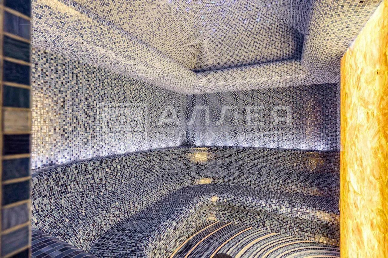 2-этажный коттедж 2 100 м² с отделкой