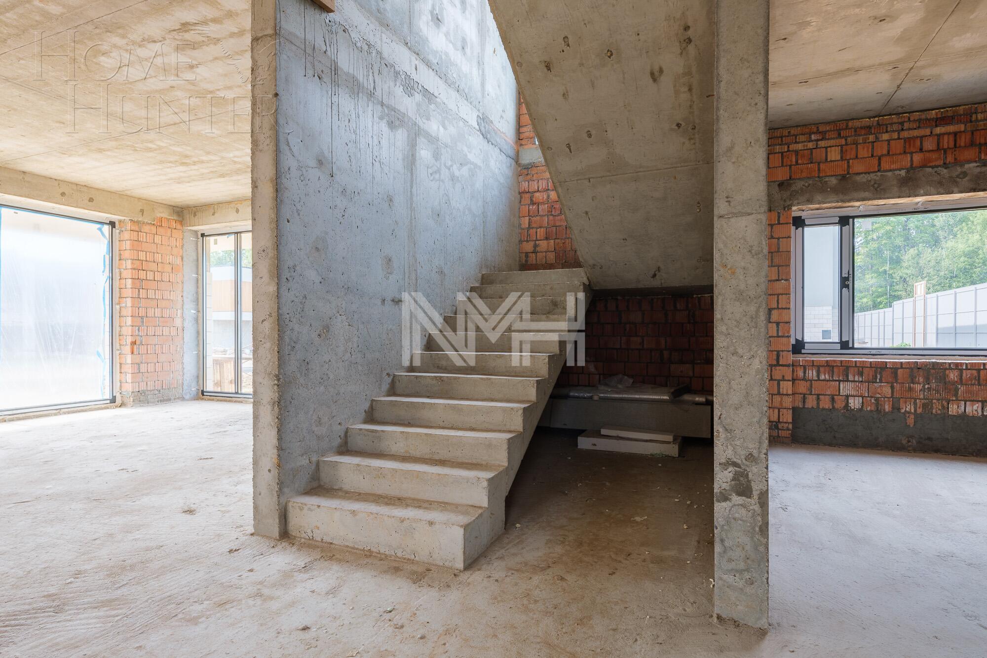 2-этажный коттедж 467.8 м² без отделки