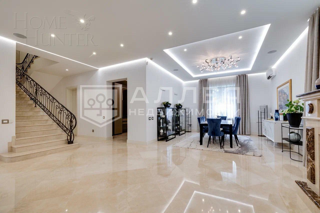 2-этажный коттедж 600 м² с отделкой