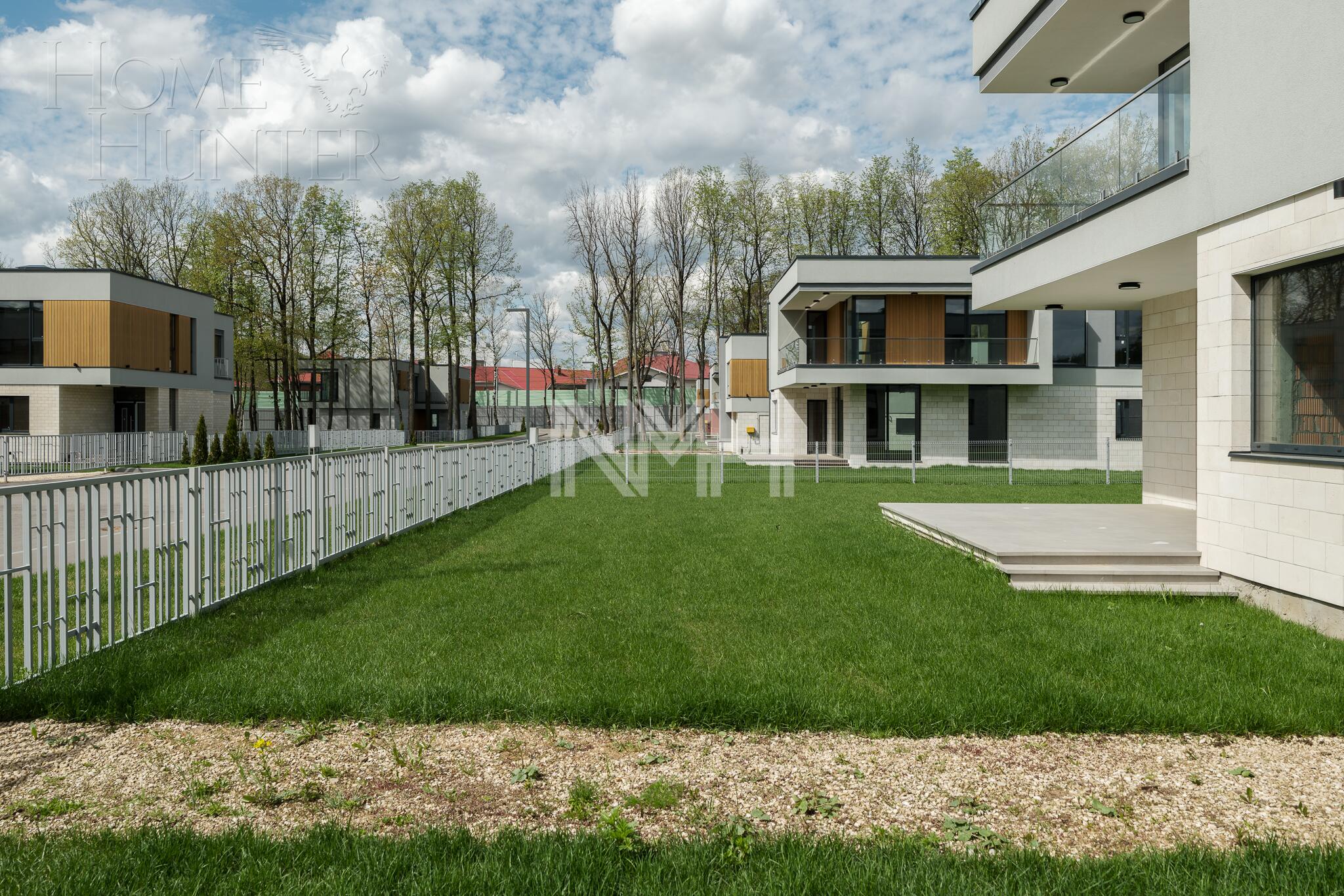 2-этажный коттедж 483.4 м² без отделки