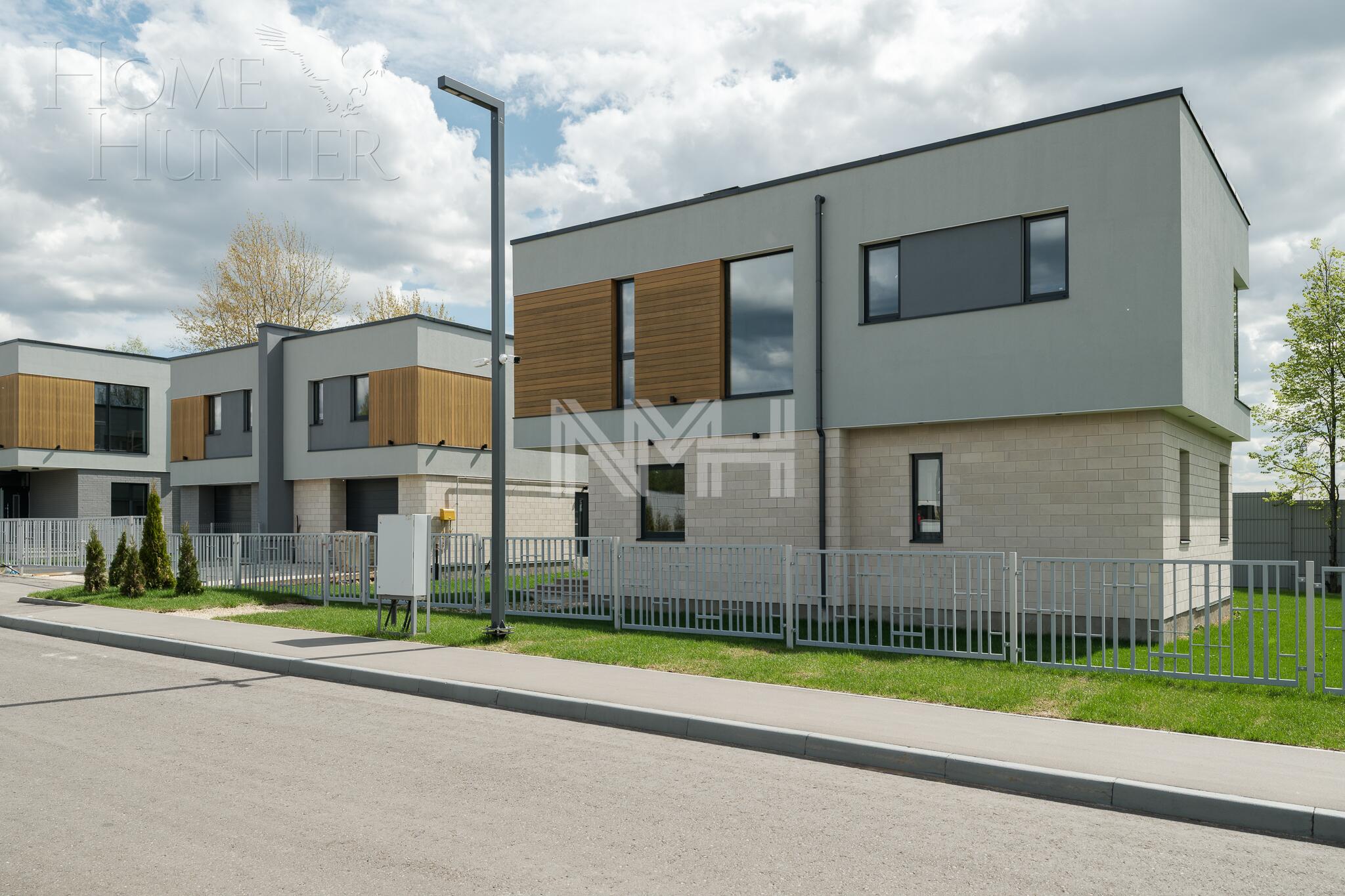 2-этажный коттедж 467.8 м² без отделки