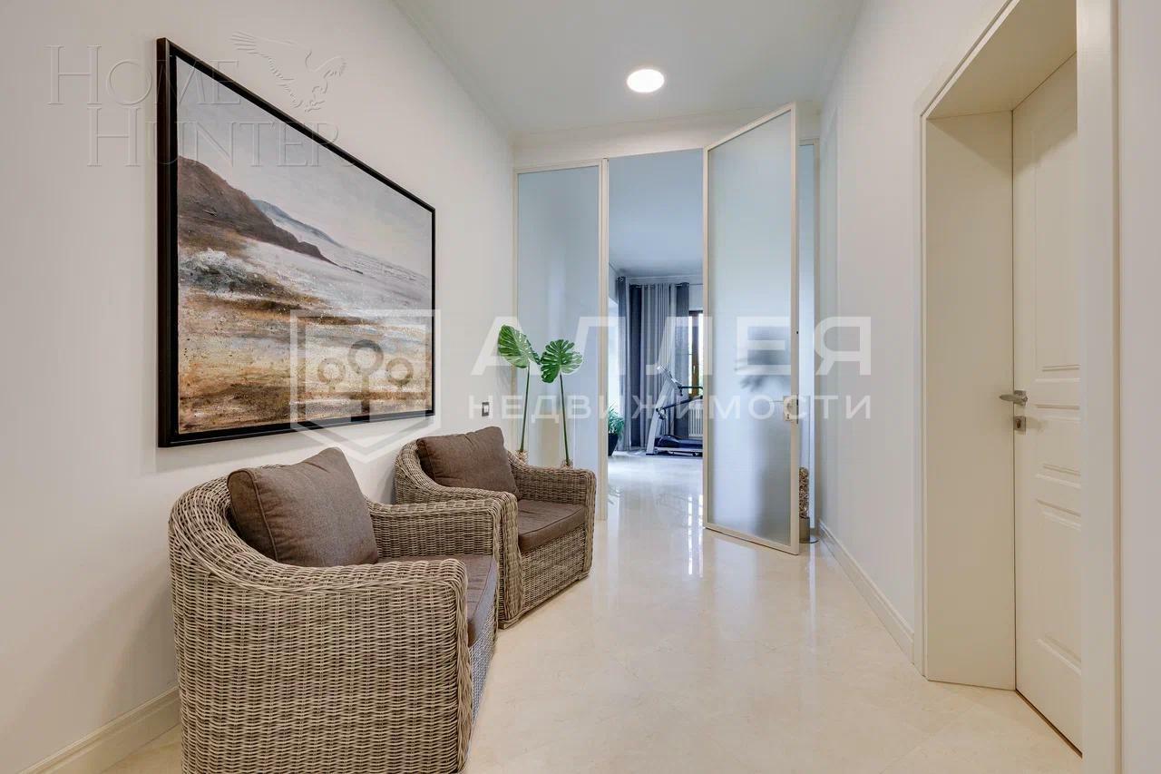 2-этажный коттедж 600 м² с отделкой