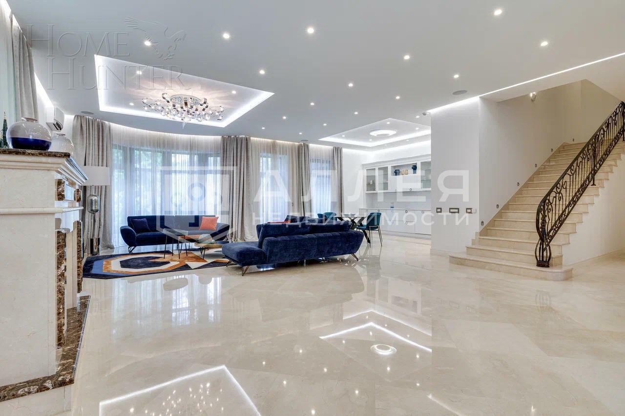 2-этажный коттедж 600 м² с отделкой