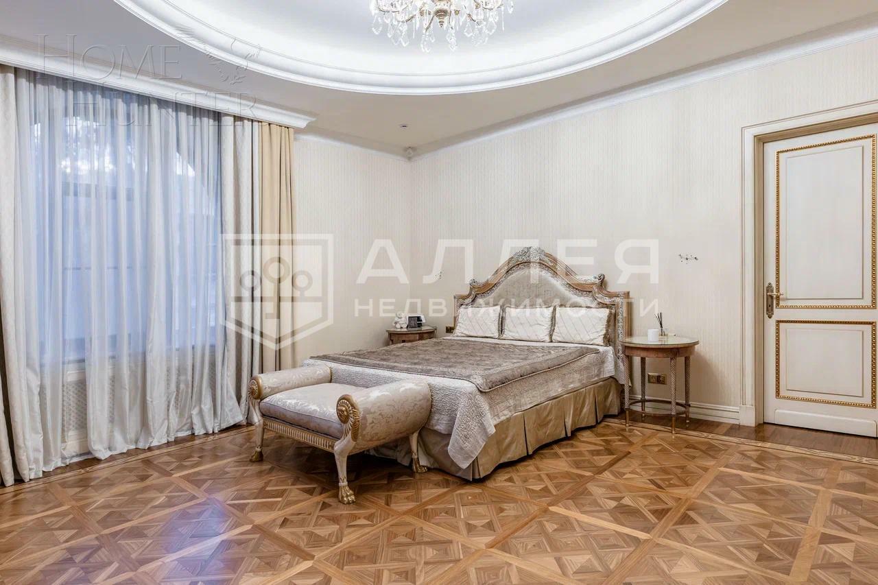 2-этажный коттедж 2 100 м² с отделкой