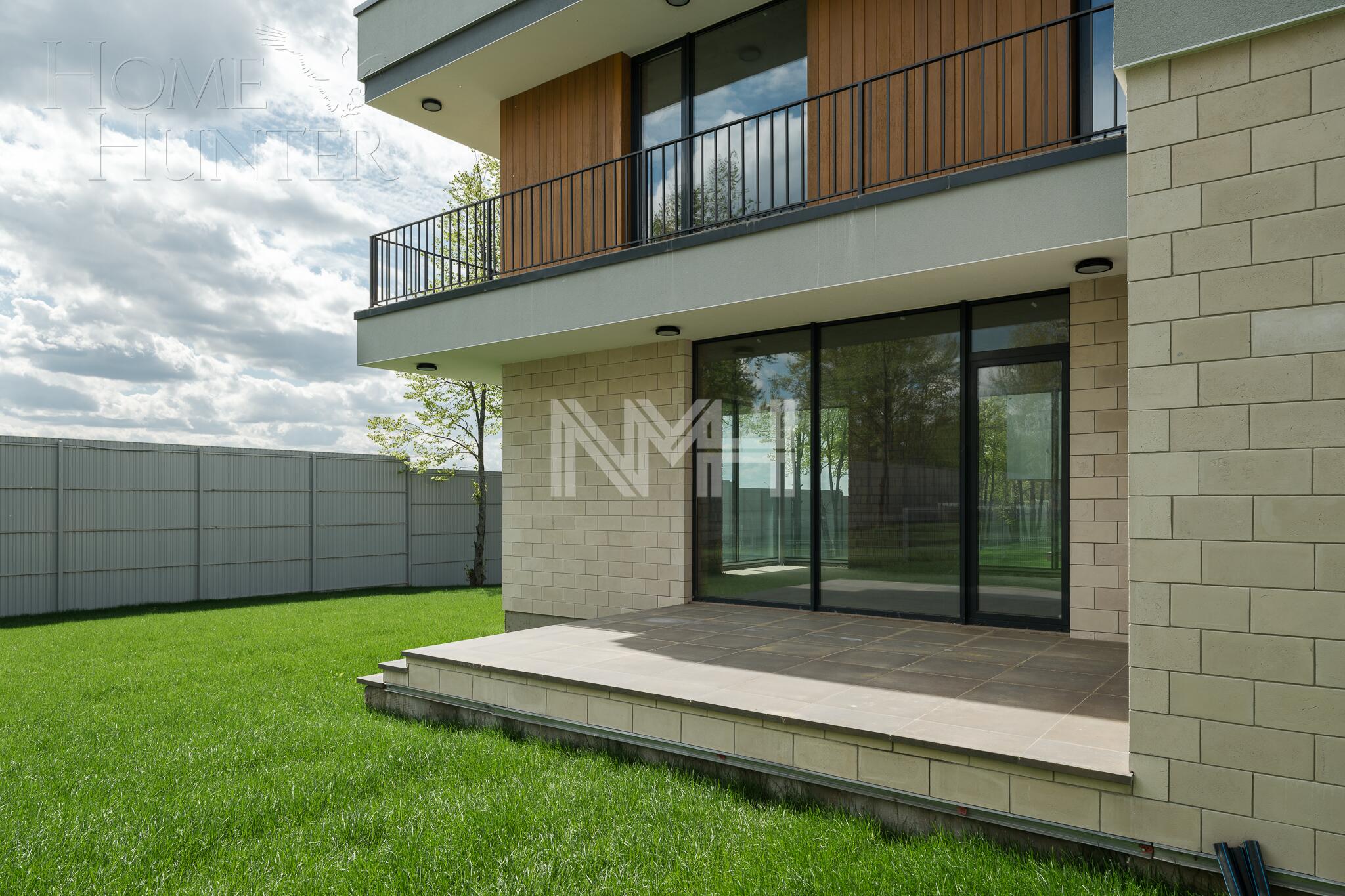 2-этажный коттедж 467.8 м² без отделки