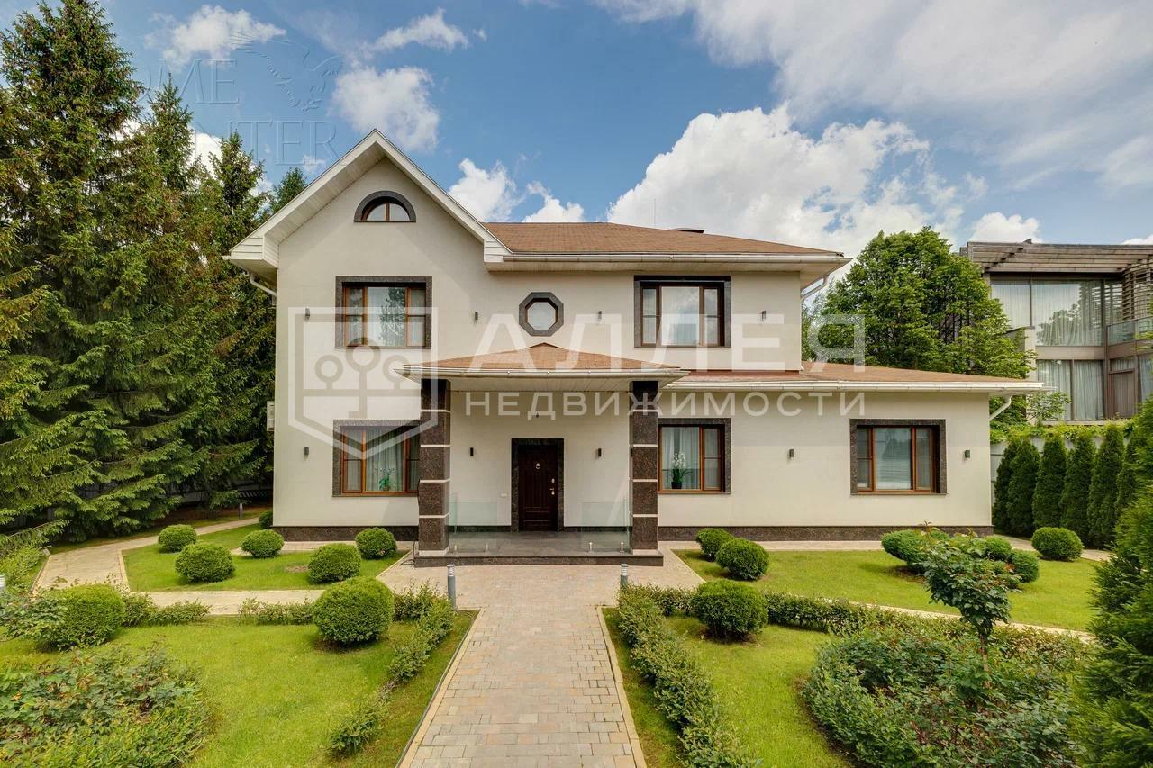 2-этажный коттедж 600 м² с отделкой