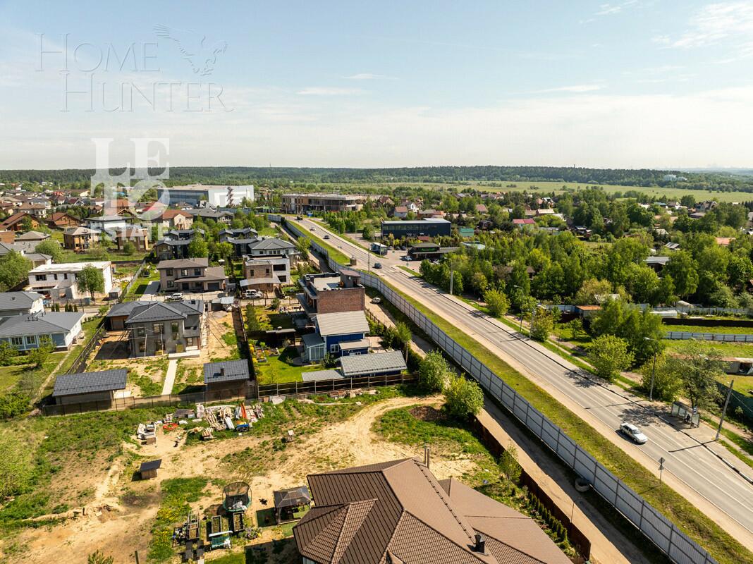 3-этажный коттедж 800 м² без отделки