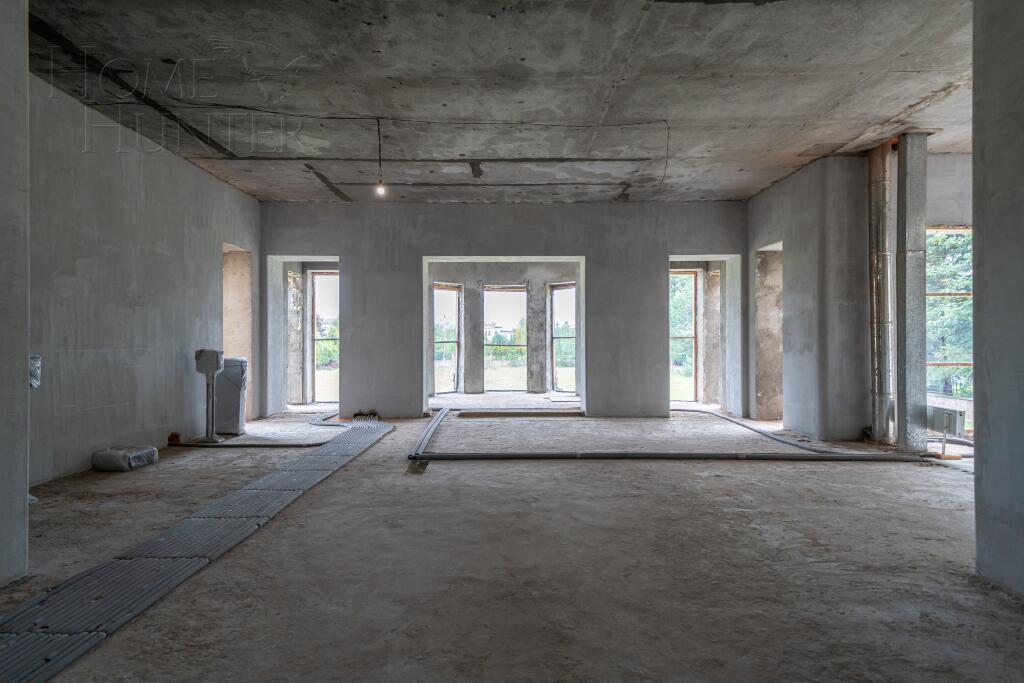 2-этажный коттедж 1 320 м² без отделки