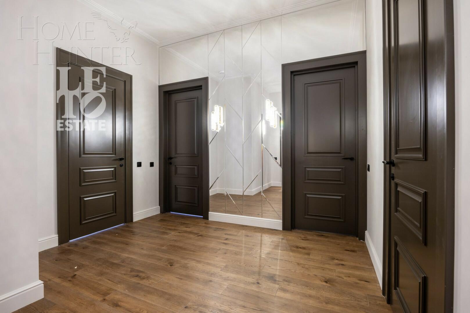 2-этажный коттедж 995 м² с отделкой