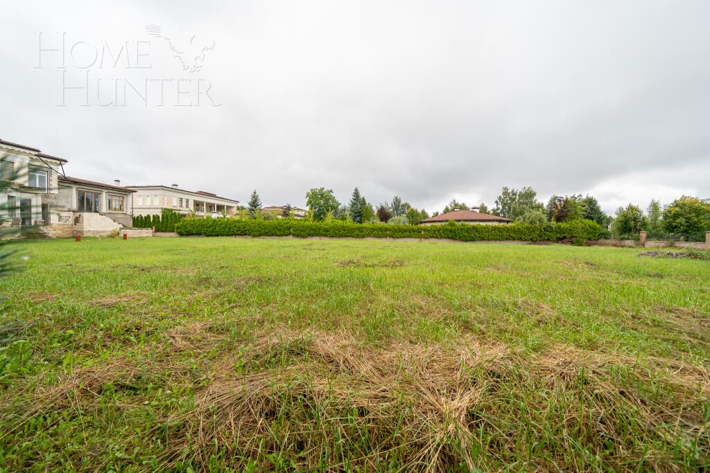 2-этажный коттедж 1 320 м² без отделки