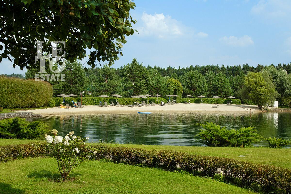 2-этажный коттедж 995 м² с отделкой