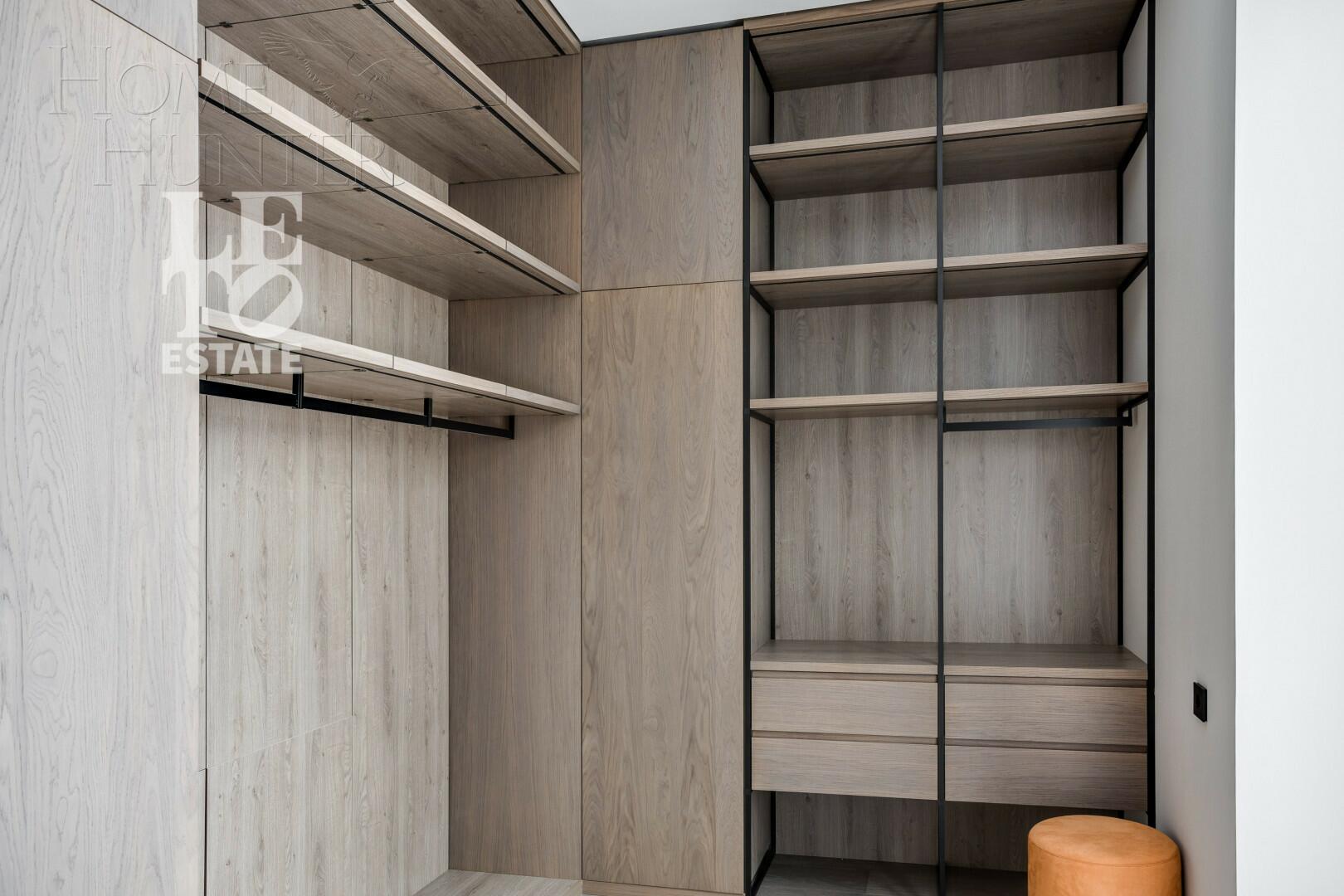 2-этажный коттедж 760 м² с отделкой