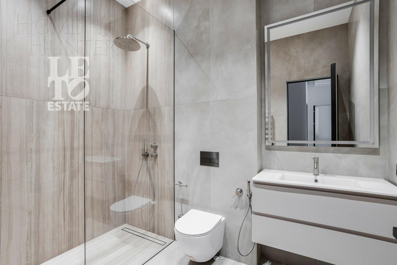 2-этажный коттедж 760 м² с отделкой